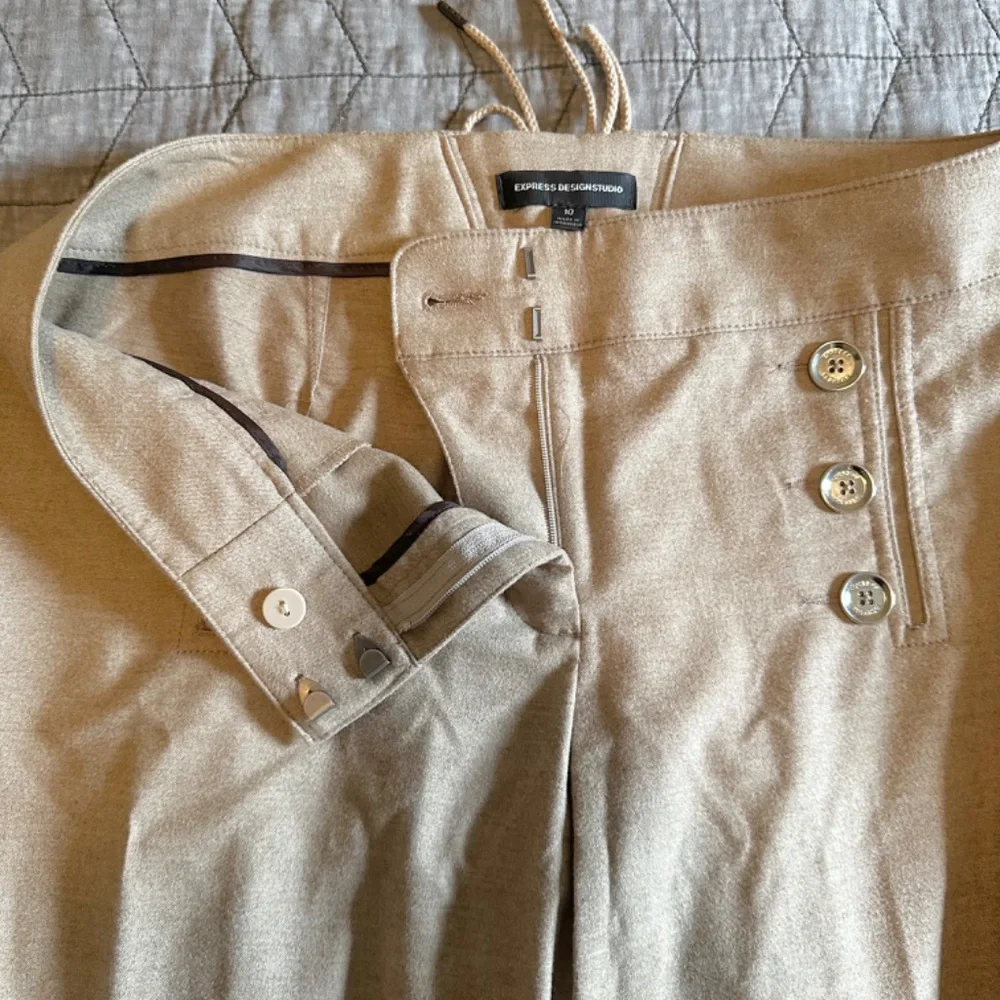 Express wide leg high rise pants size 10 - Picture 4 of 5